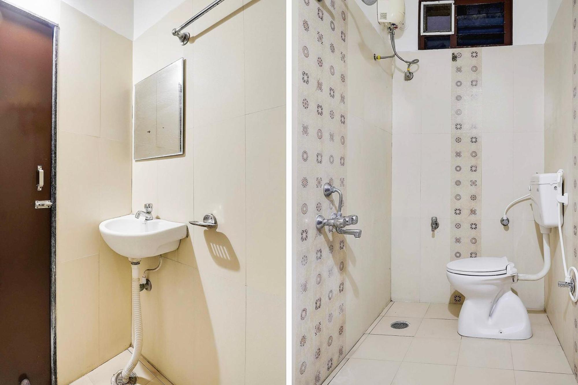 Super Townhouse De Alphabet Hotel Kukatpally Nexus Mall حيدر أباد المظهر الخارجي الصورة